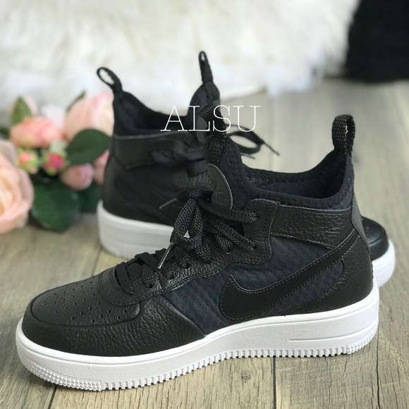 Nike Air Force Ultraforce MID Black White W AUTHEN - Picture 7 of 8